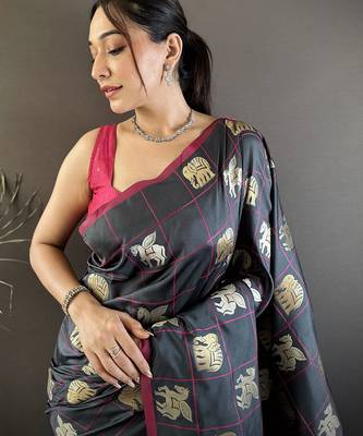 grey soft silk blend elephant motifs banarasi saree 4