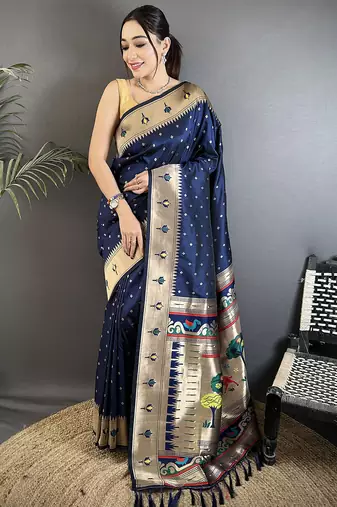 dark blue soft lichi silk blend peacock & floral motifs jacquard kanchipuram saree