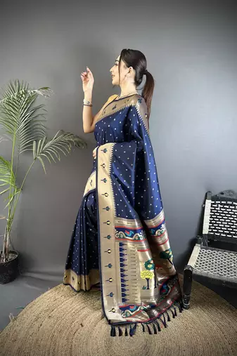 dark blue soft lichi silk blend peacock & floral motifs jacquard kanchipuram saree