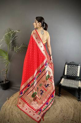 red soft lichi silk blend peacock & floral motifs jacquard kanchipuram saree 3