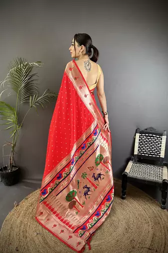 red soft lichi silk blend peacock & floral motifs jacquard kanchipuram saree