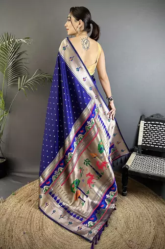royal blue soft lichi silk blend peacock & floral motifs jacquard kanchipuram saree
