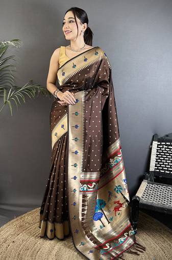 brown soft lichi silk blend peacock & floral motifs jacquard kanchipuram saree