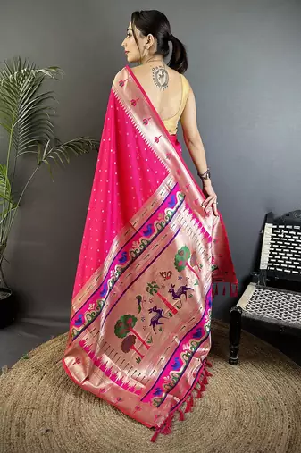 rani pink soft lichi silk blend peacock & floral motifs jacquard kanchipuram saree