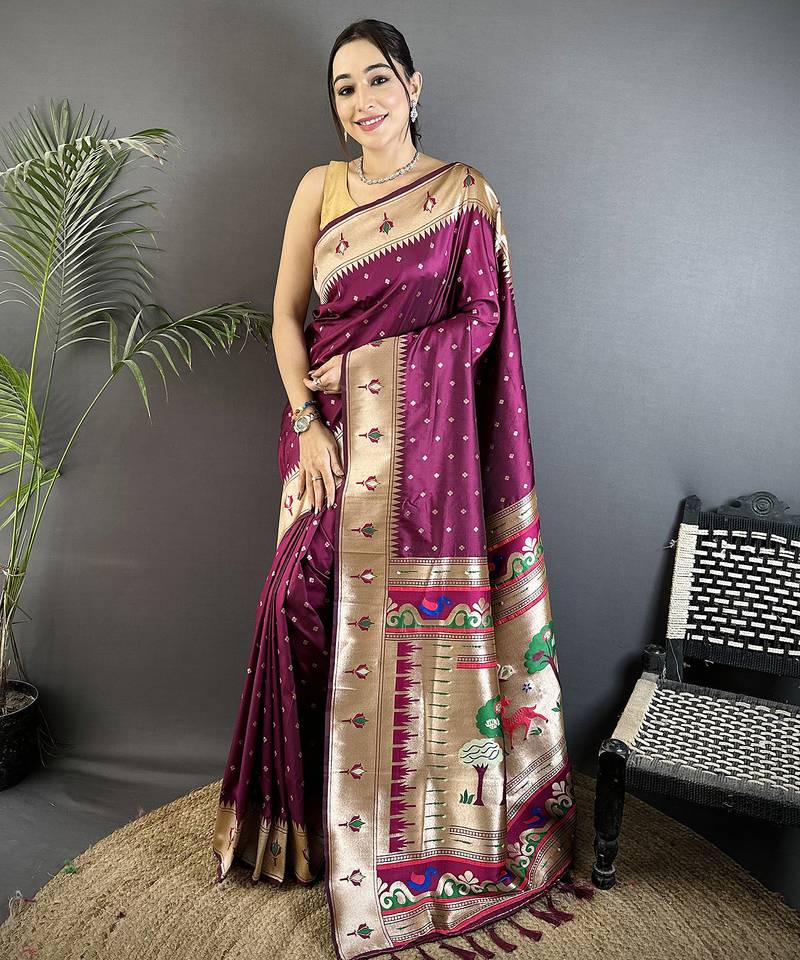 wine soft lichi silk blend peacock & floral motifs jacquard kanchipuram saree