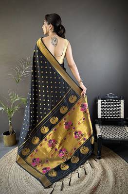 black lichi silk blend peacock & floral motis zari weaving paithani saree 3