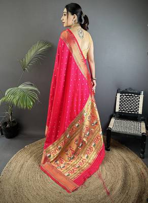 magenta pink soft lichi silk blend butti meenakari work paithani saree 3