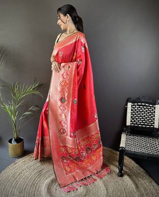 peach soft lichi silk blend elephant & floral motifs minakari work banarasi saree 2