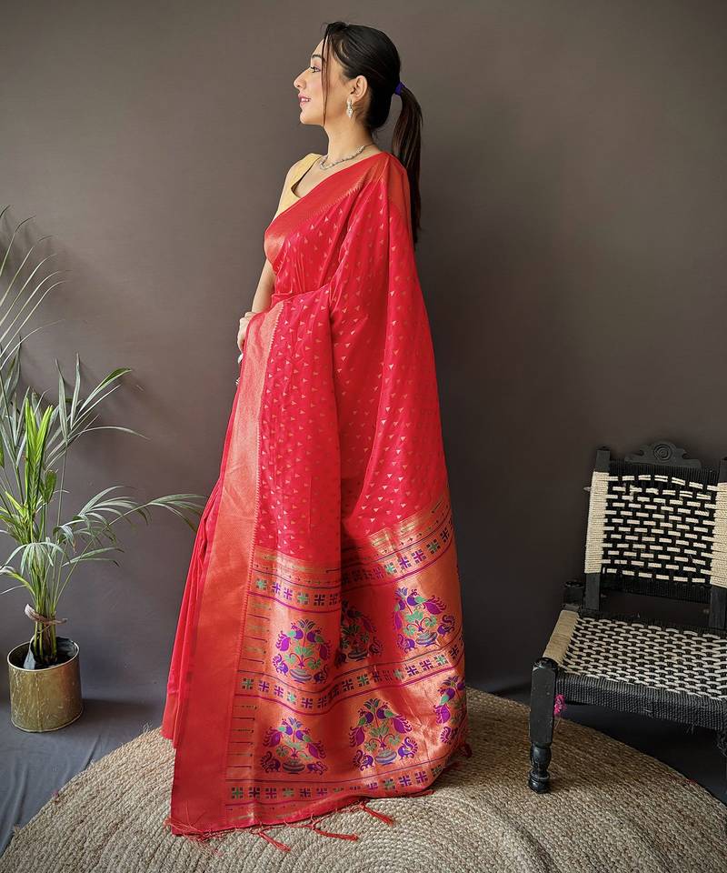 red soft lichi silk blend jacquard butti zari weaving paithani saree