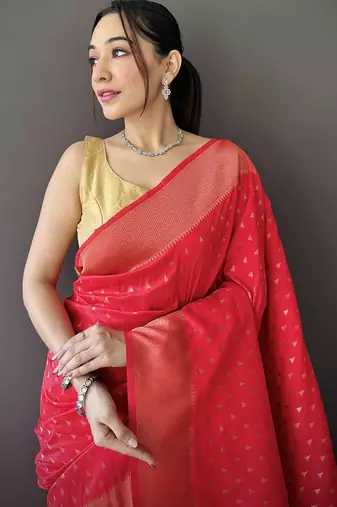 red soft lichi silk blend jacquard butti zari weaving paithani saree