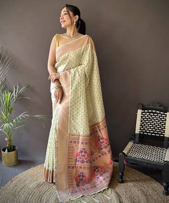 beige soft lichi silk blend jacquard butti zari weaving paithani saree 1