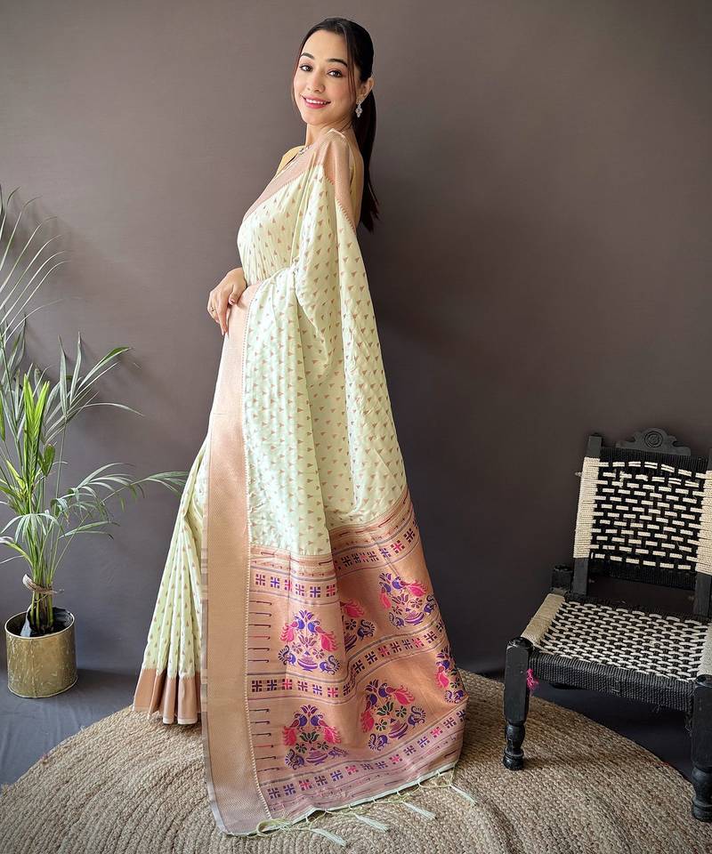 beige soft lichi silk blend jacquard butti zari weaving paithani saree
