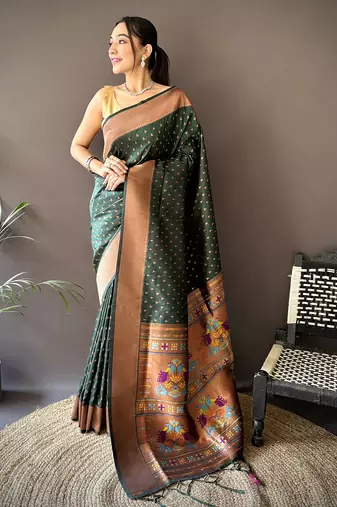 green soft lichi silk blend jacquard butti zari weaving paithani saree