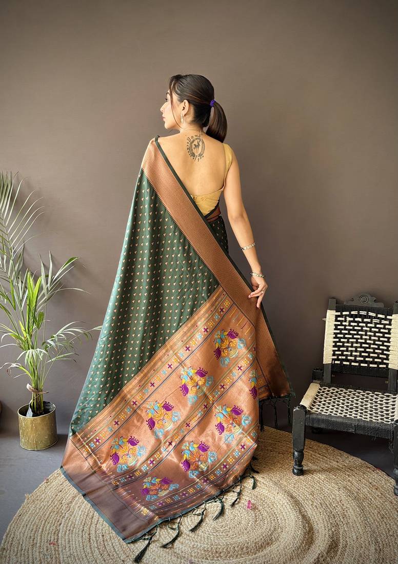 green soft lichi silk blend jacquard butti zari weaving paithani saree