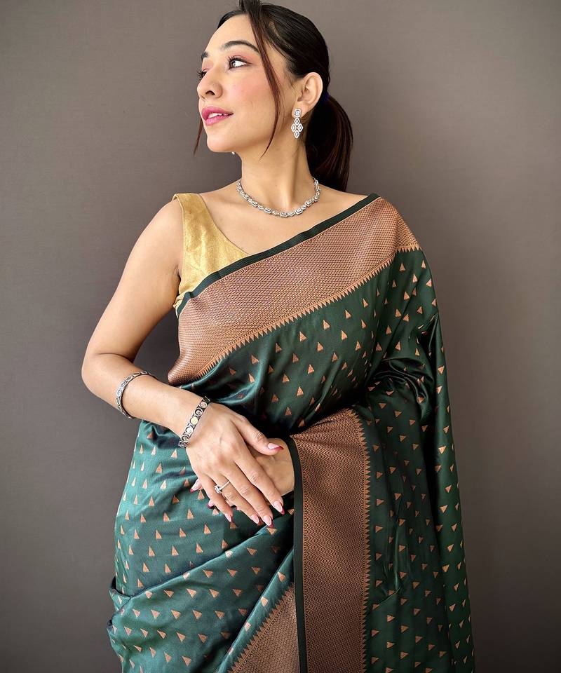green soft lichi silk blend jacquard butti zari weaving paithani saree
