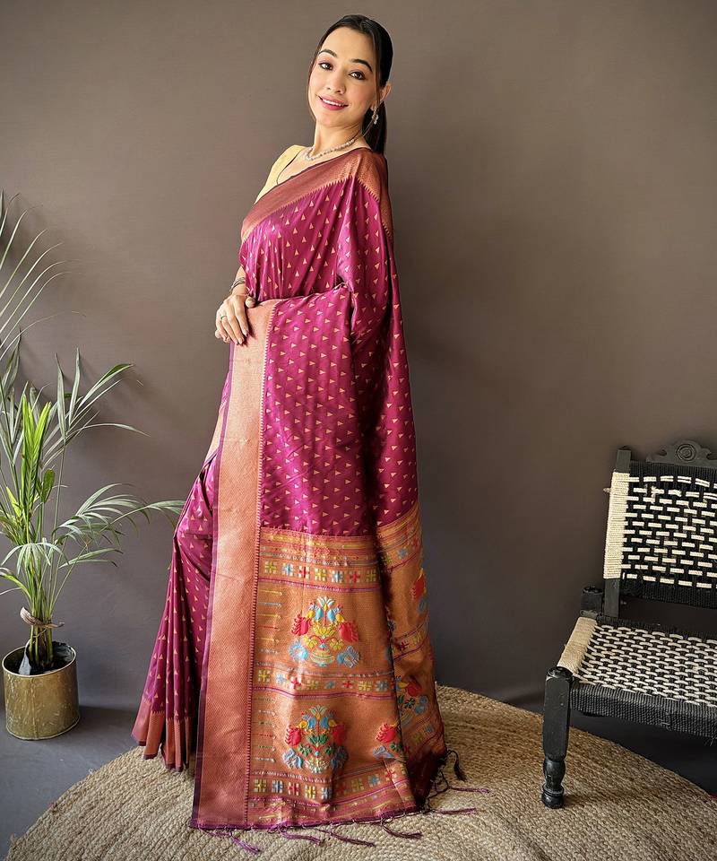 maroon soft lichi silk blend jacquard butti zari weaving paithani saree