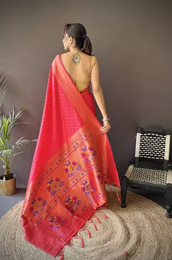 hot pink soft lichi silk blend jacquard butti zari weaving paithani saree