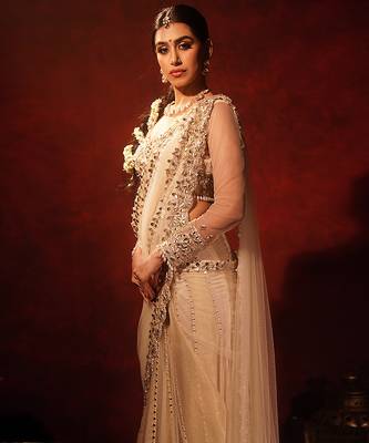 Ivory embroidered georgette saree 3
