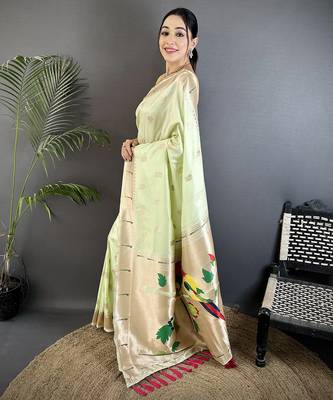 pista green soft silk blend peacock & floral zari motifs kanchipuram saree 2