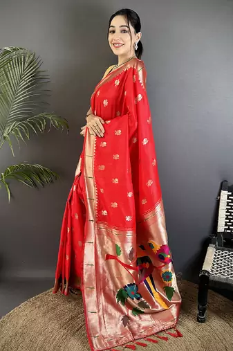 red soft silk blend peacock & floral zari motifs kanchipuram saree