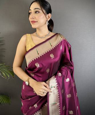 wine soft silk blend peacock & floral zari motifs kanchipuram saree 4
