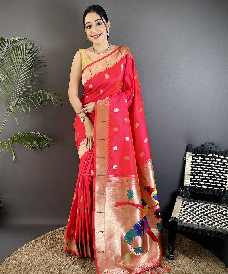 pink soft silk blend peacock & floral zari motifs kanchipuram saree