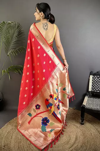 pink soft silk blend peacock & floral zari motifs kanchipuram saree