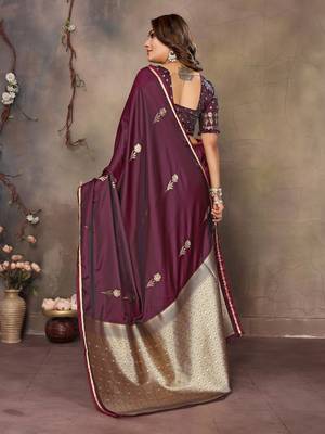 maroon satin silk blend floral & botanical motifs zari woven banarasi saree 4