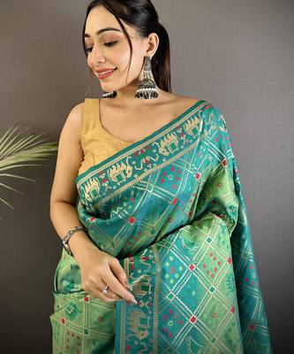 tuquoise soft silk blend geomatric zari woven patola saree 4