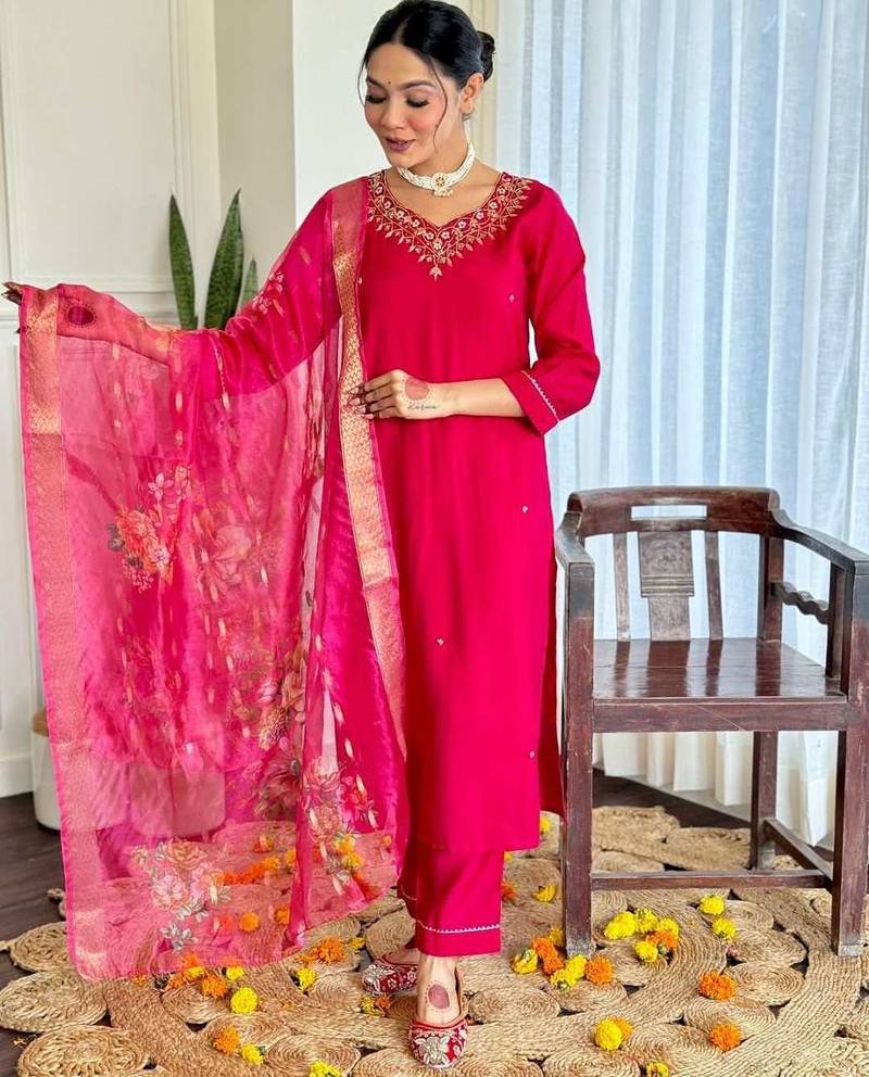 Red viscose Kurta pant and dupatta