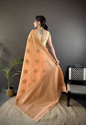 orange linen silk blend floral & paisley jacquard zari woven banarasi saree 4