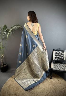 grey cotton silk blend floral jacquard zari woven banarasi saree 3