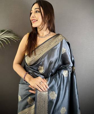 grey cotton silk blend floral jacquard zari woven banarasi saree 4