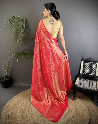 red soft satin silk blend floral & paisley motifs banarasi saree 3