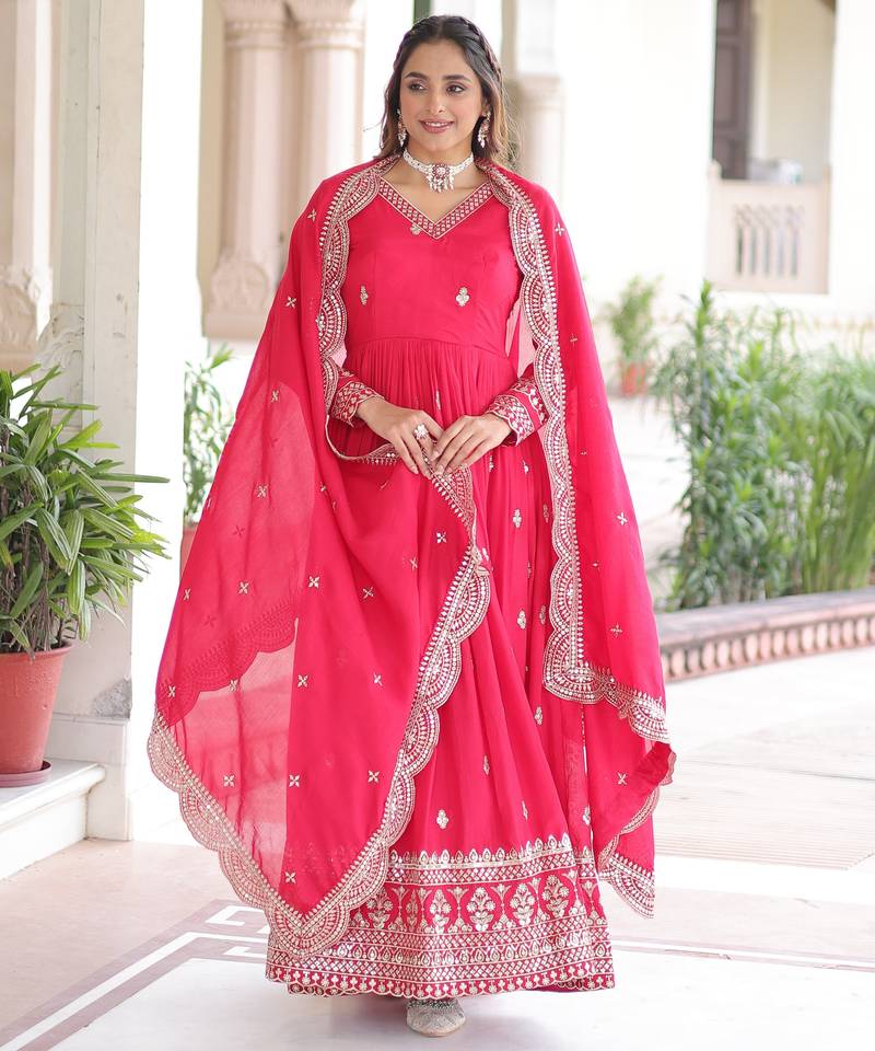 sequins Zari embroidered Kurti with dupatta