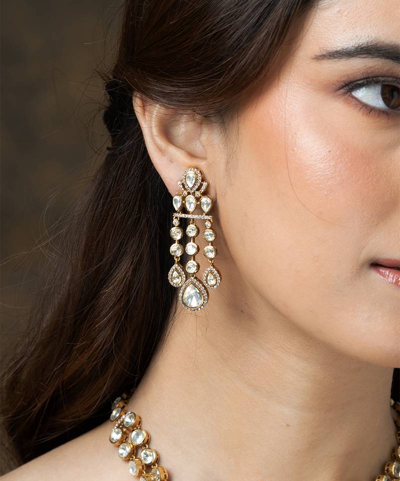 Gold plated kundan necklace set