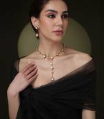 Gold plated kundan necklace set