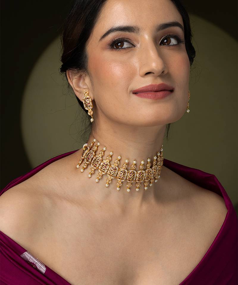 Gold plated kundan choker necklace set