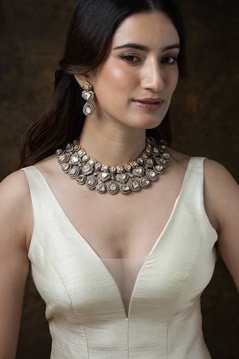 Gold plated kundan necklace set