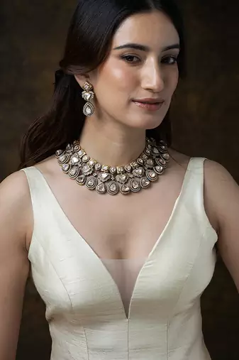 Gold plated kundan necklace set