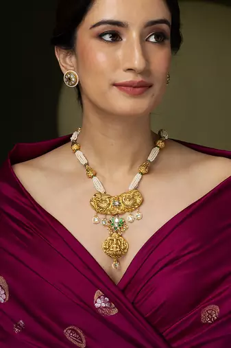 Gold plated temple necklace set