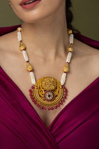 Gold plated temple necklace set