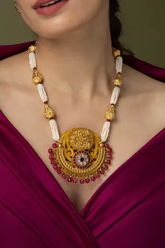 Gold plated temple necklace set