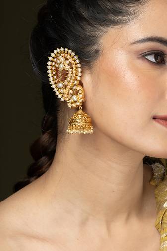 Gold plated kundan jhumka earrings
