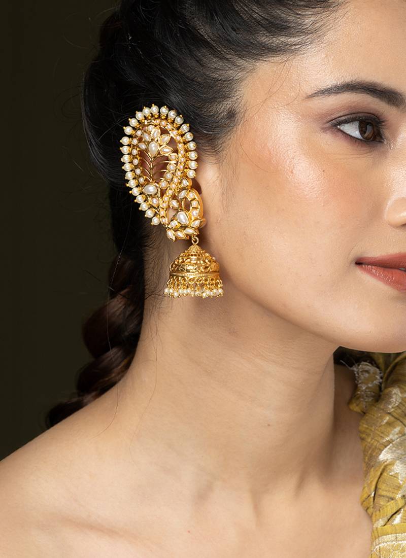 Gold plated kundan jhumka earrings