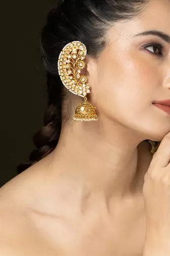 Gold plated kundan jhumka earrings