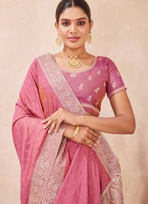 pink heavy zari box pallu embroidery work silk blend saree 5