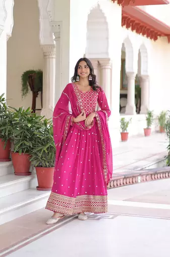 Pink Georgette sequins Zari embroidered Kurti with dupatta