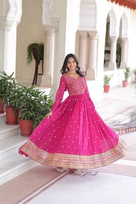 Pink Georgette sequins Zari embroidered Kurti with dupatta 3