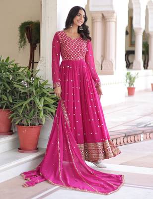 Pink Georgette sequins Zari embroidered Kurti with dupatta 5